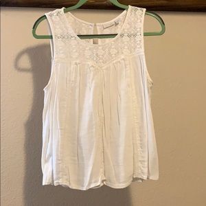 Hinge Lace Tank